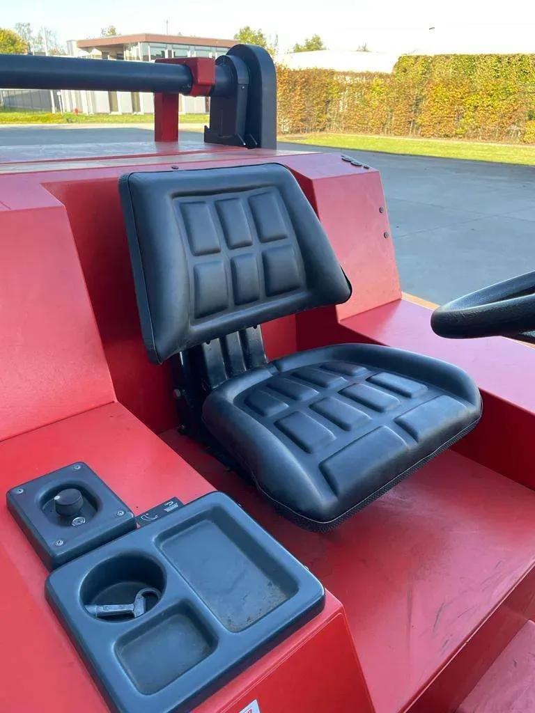 Gebruikt HAKO Jonas 1450 E I Straatveger