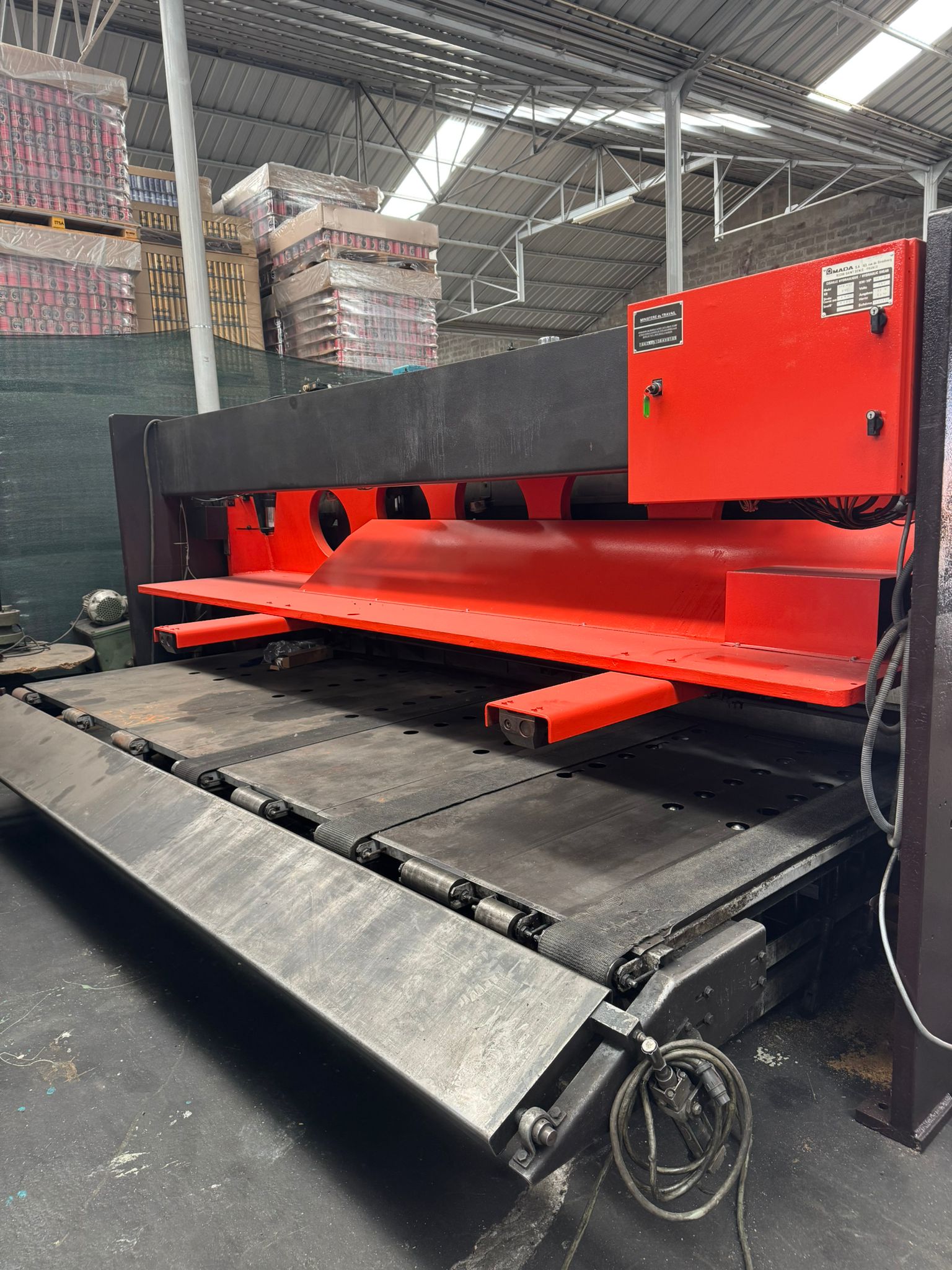 Used Amada Promecam GPX-840 I Guillotine Shear