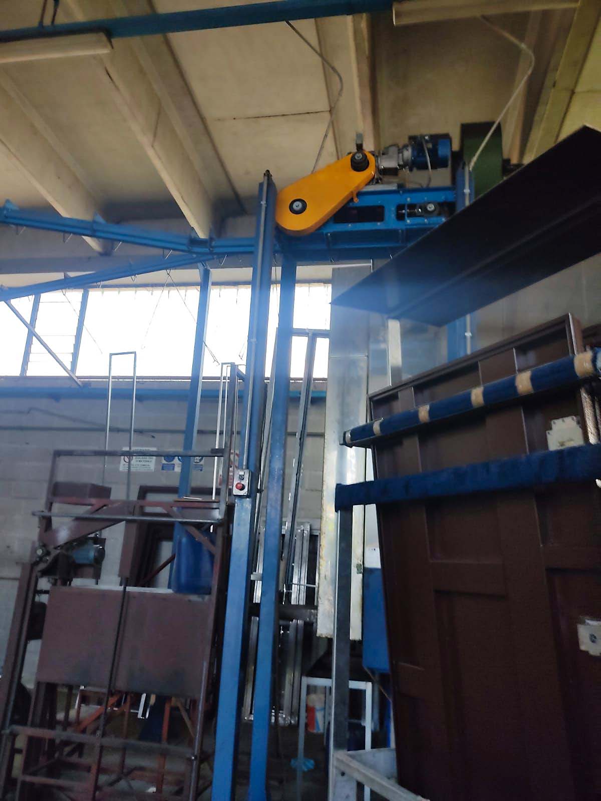 Gebruikt OCI - Poedercoatingfabriek - 2005