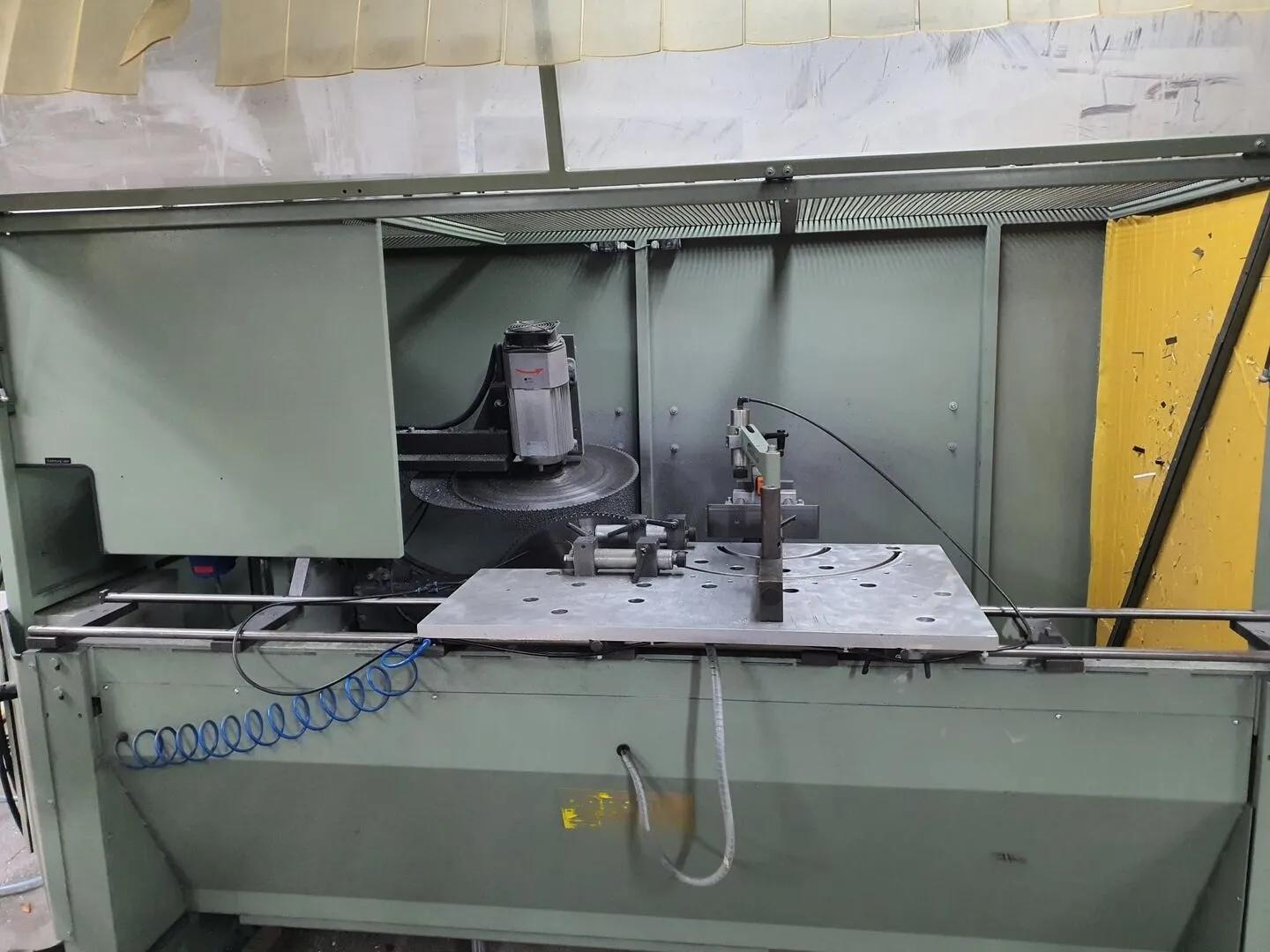 Usado Sierra de muescas Pressta Eisele Prisma 600 I