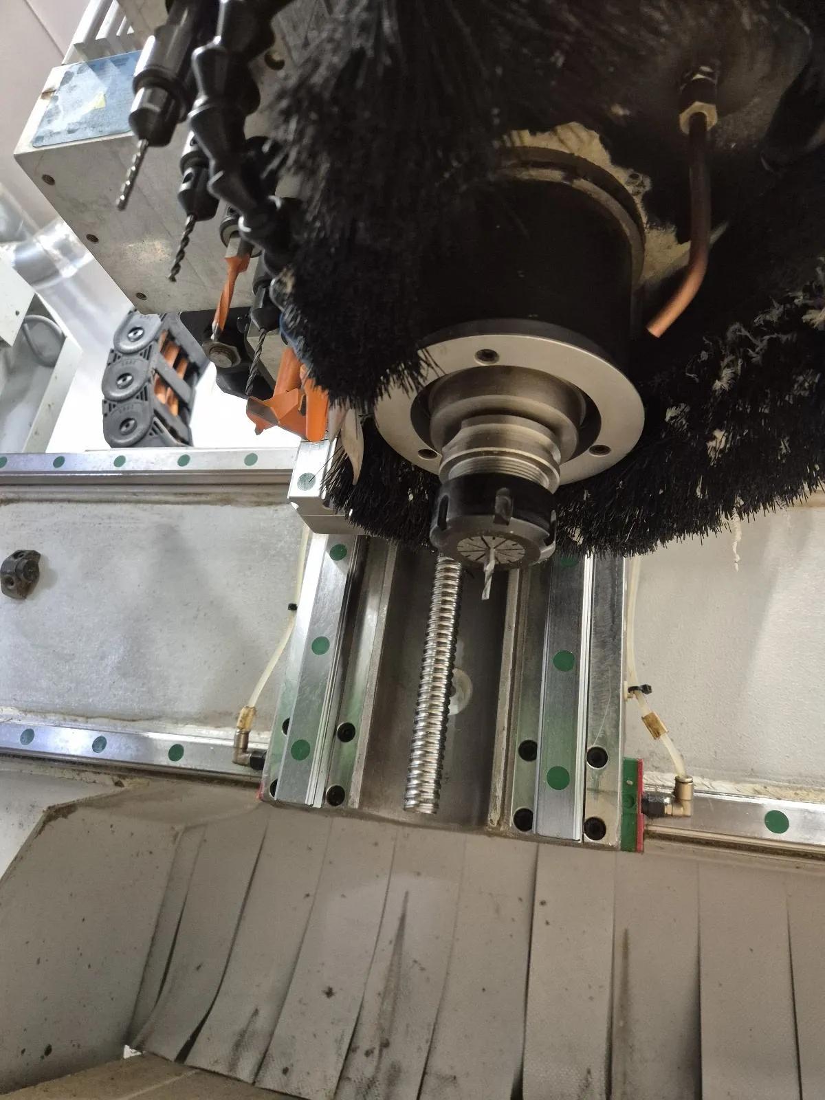 Gebruikt Biesse Klever 1530 G FT I CNC Bewerking Centrum