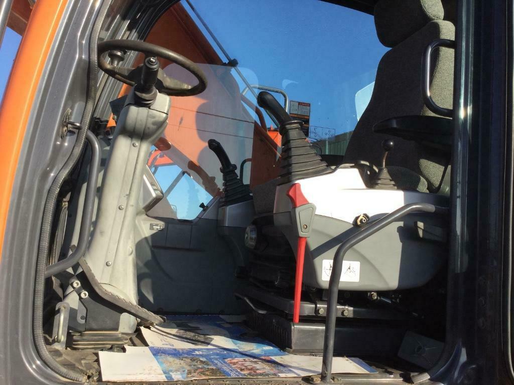 Usado 2008 DOOSAN DX 160W
