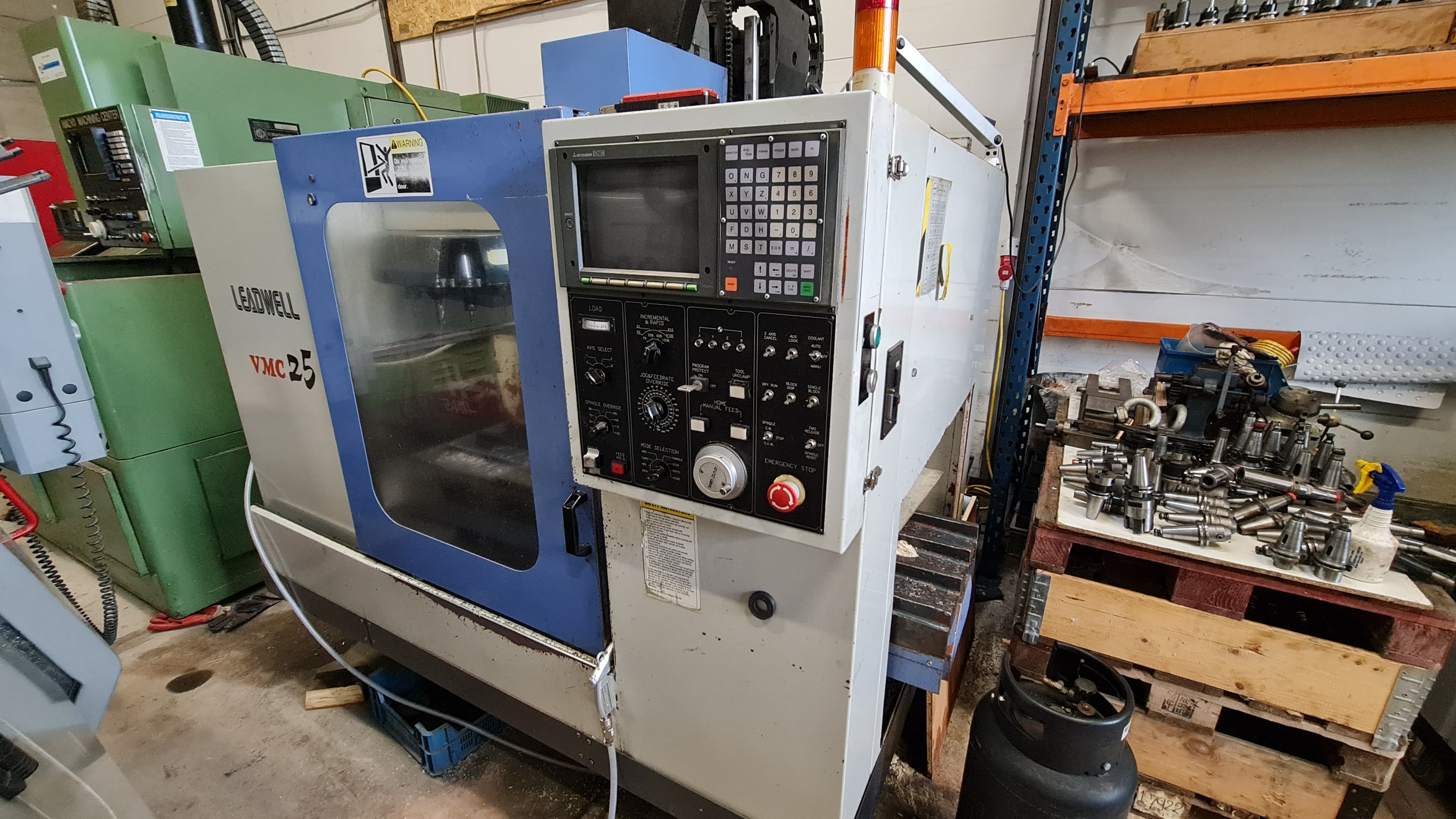 Gebruikt Leadwell VMC 25 - 1994