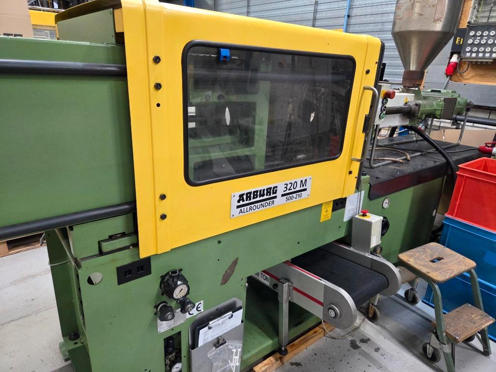 Used Arburg 320 M 500-210 I Injection Moulding I 1997