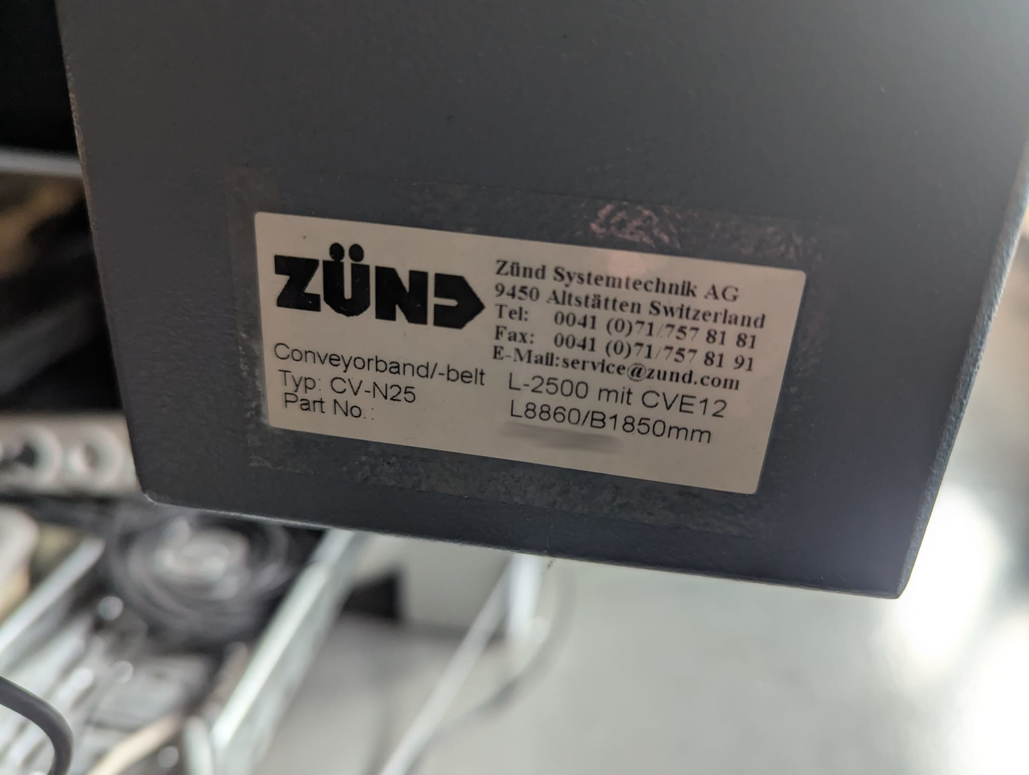 Used Zünd L 2500 CV I Flatbed Cutting I 2006