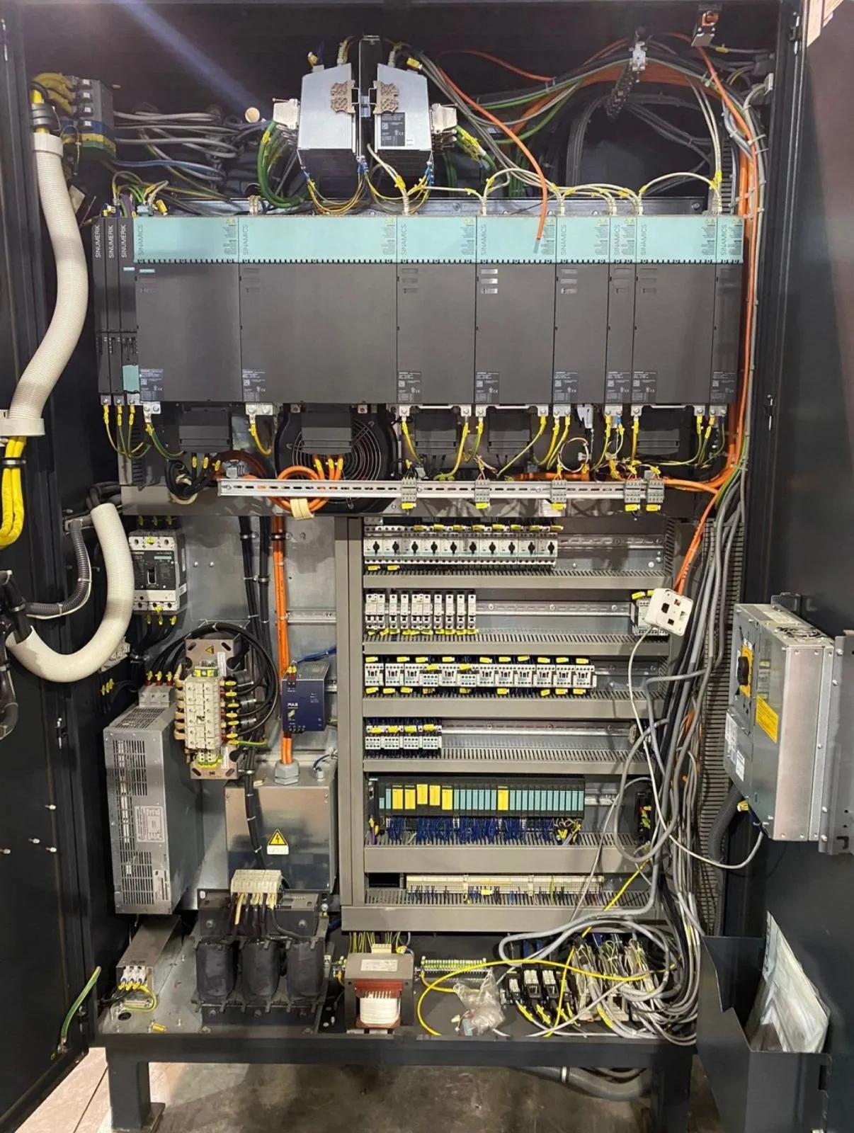 Gebruikt Deckel Maho HSC 105 Lineair I Verticaal Bewerkingscentrum I 2008