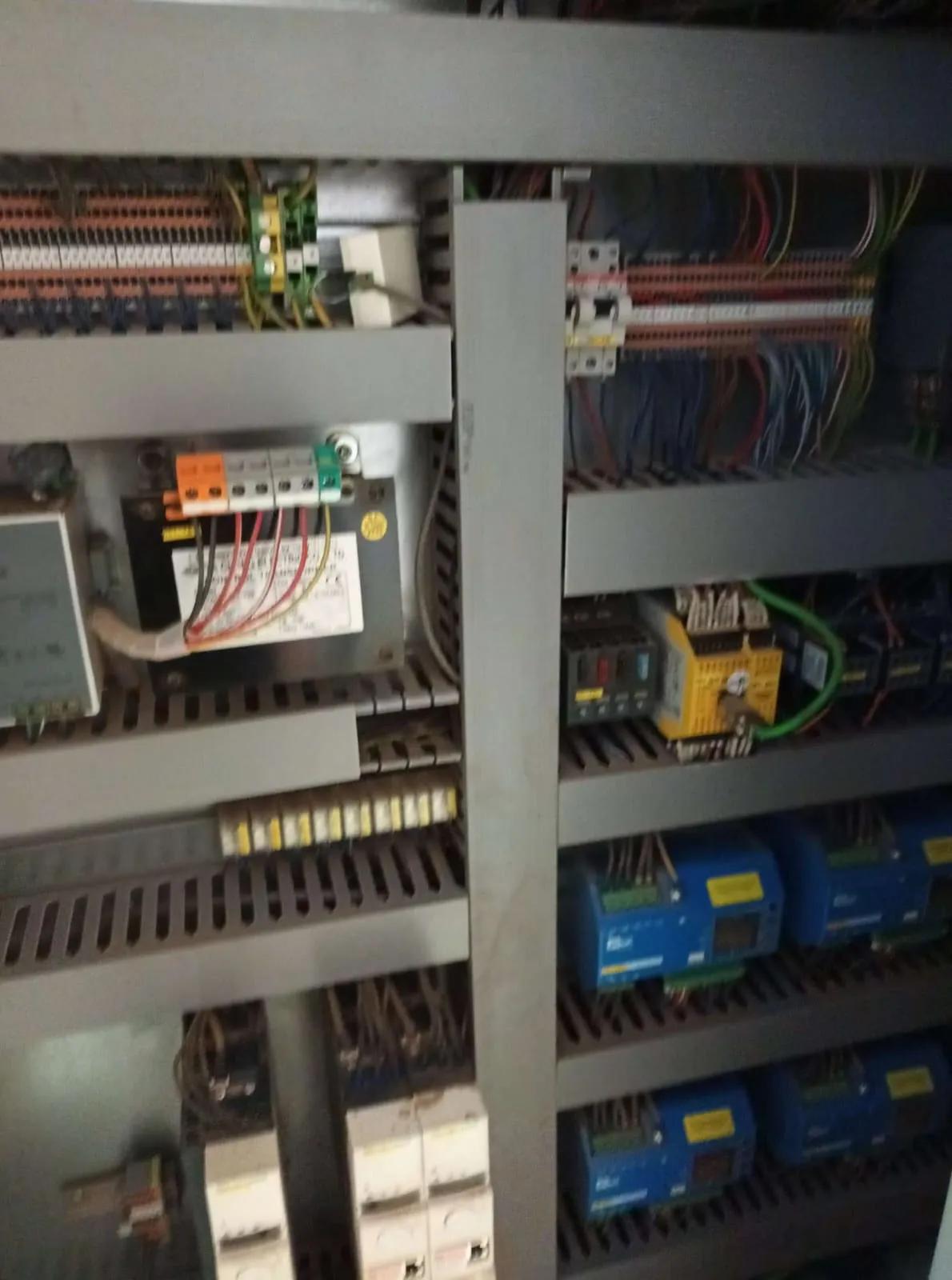 Usado Kuper SWT XL-6A I Máquina de Aserrar y Moldear