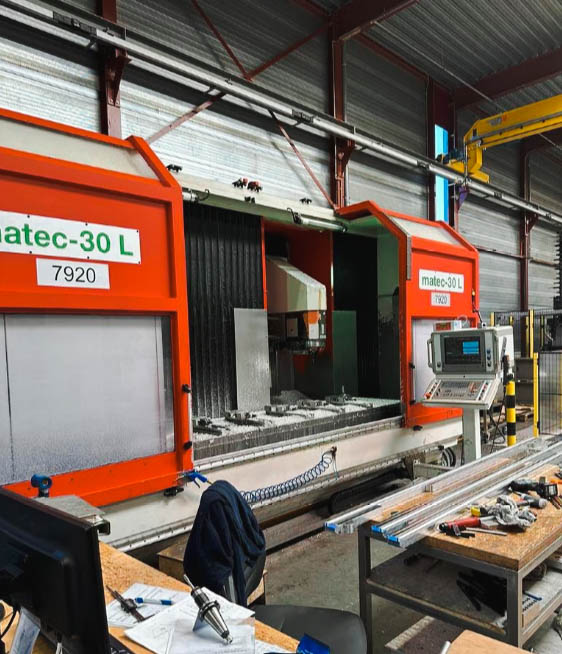Used Matec 30L - Vertical Machining Center - 2000