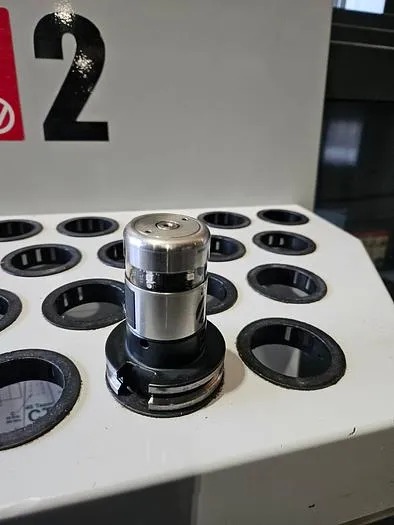 Gebruikt Haas VF 2 I Verticaal Bewerkingscentrum