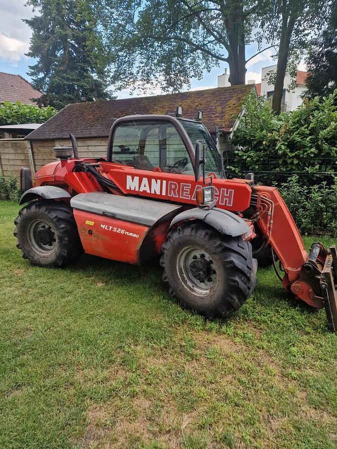 Used Manitou MLT 526 Turbo I Agricultural Telehandler I 2004