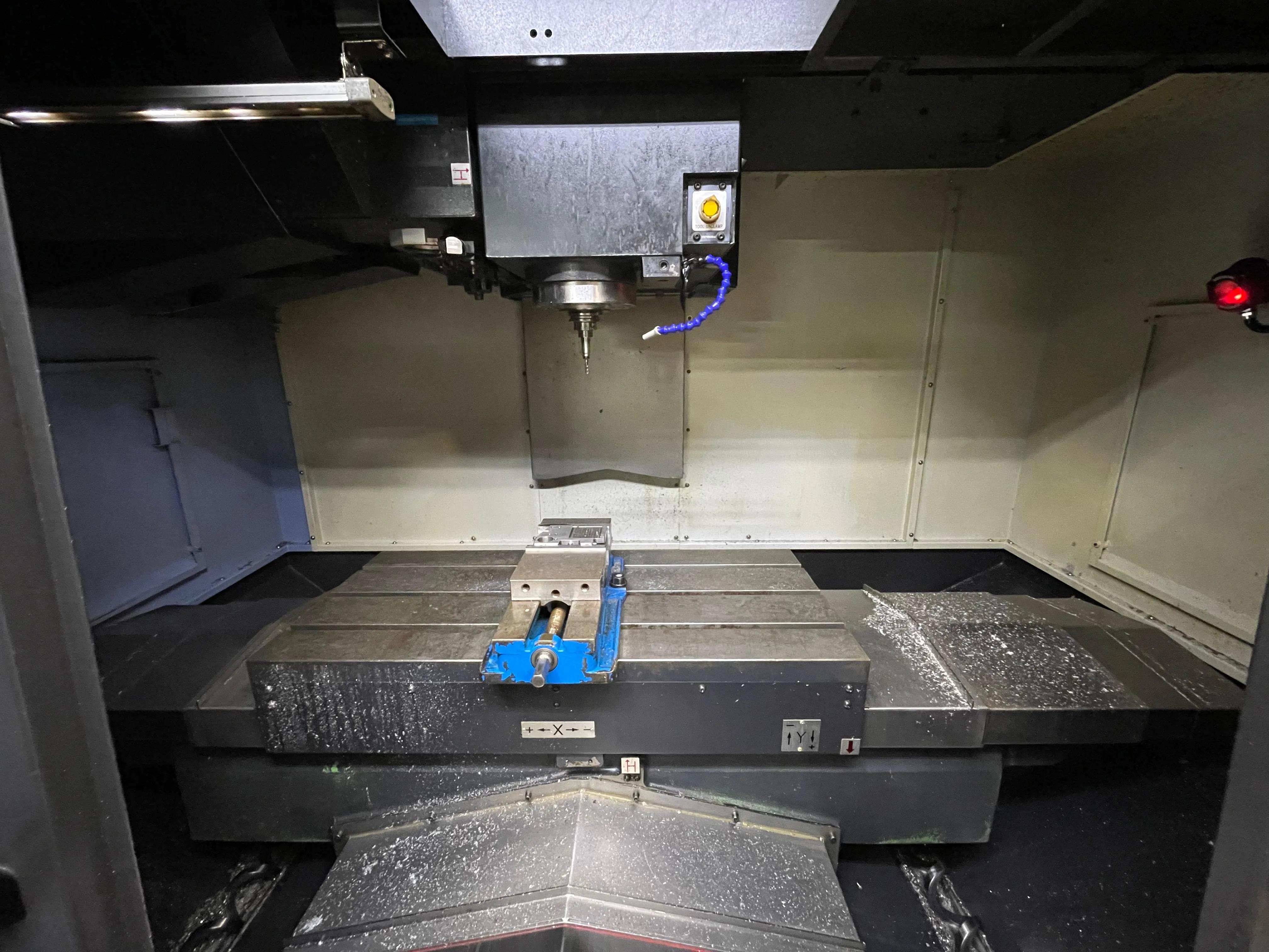 Gebruikt Doosan DNM 4500 I Verticaal Bewerkingscentrum