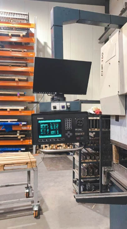 Usado Darley EHP 150 31/25 - Prensa de Pliegue - 1995