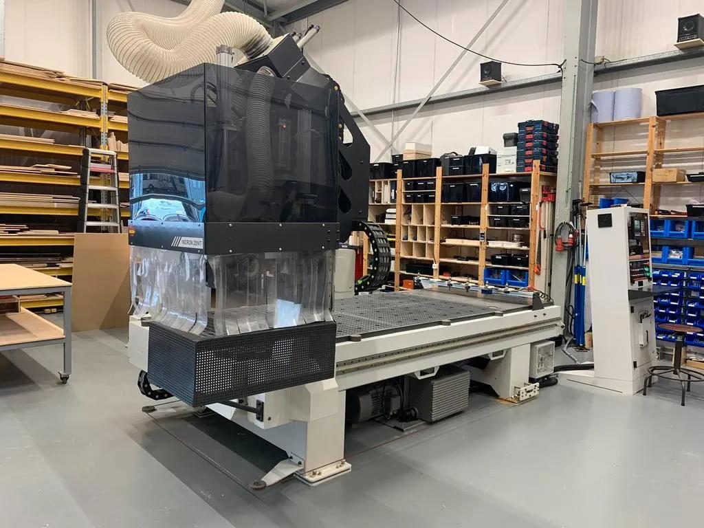 Usado Máquina de anidación Comeva Nicron Zenit 13/26 I