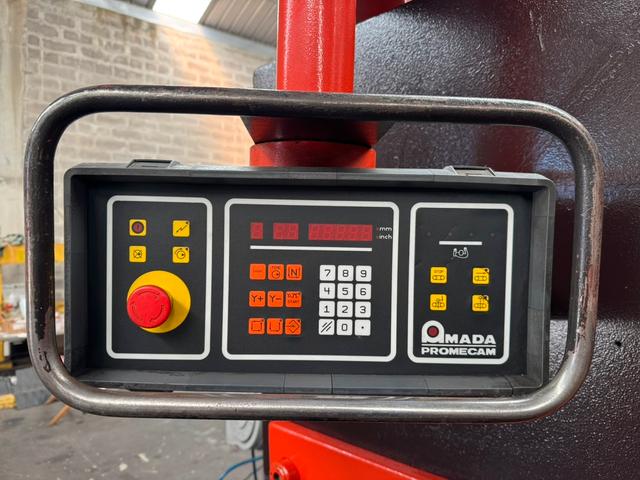 Used Amada Promecam GPX-840 I Guillotine Shear