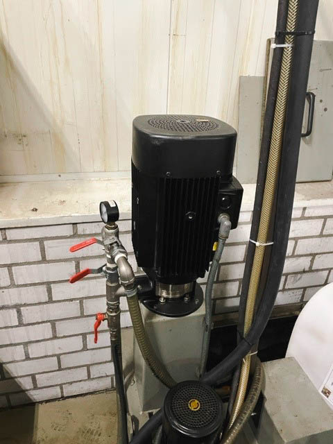 Gebruikt Unisign UV 4 - Verticale Bewerking Centrum - 1998