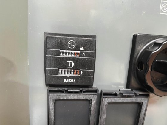 Gebruikt Deckel Maho DMU 80T - Verticale Bewerking Centrum