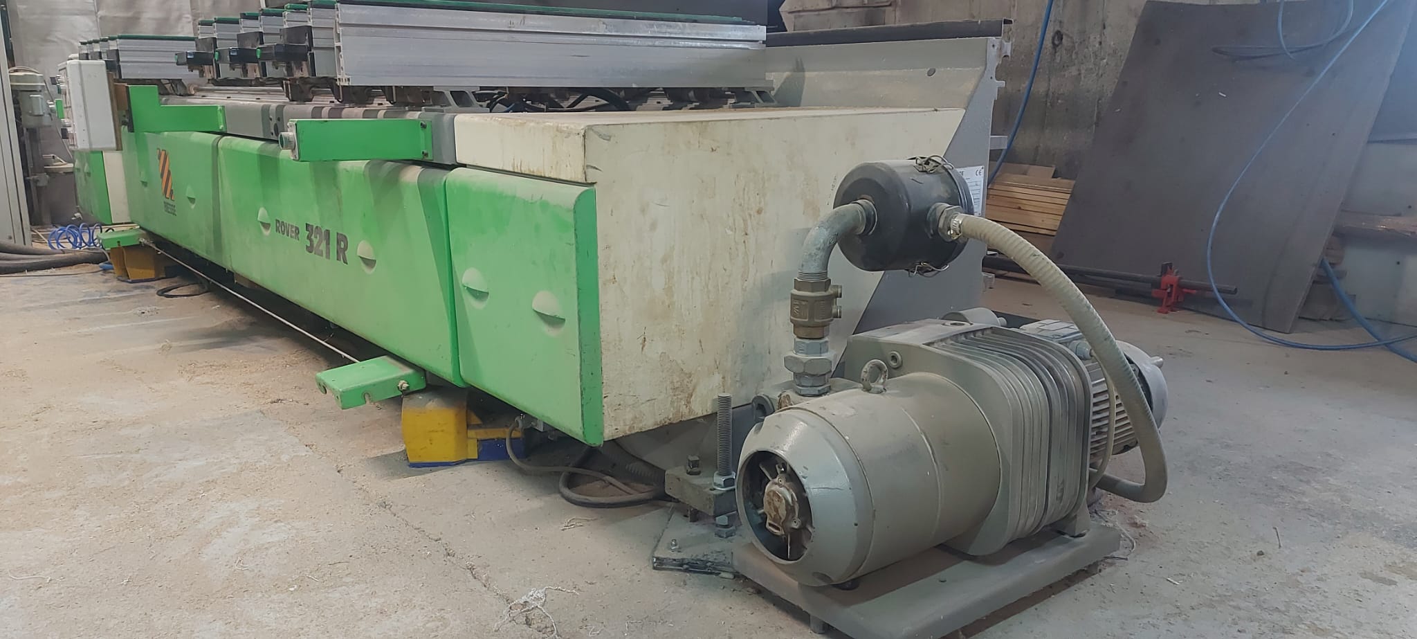 Used Biesse Rover 321 R I CNC Machining Center I 1996