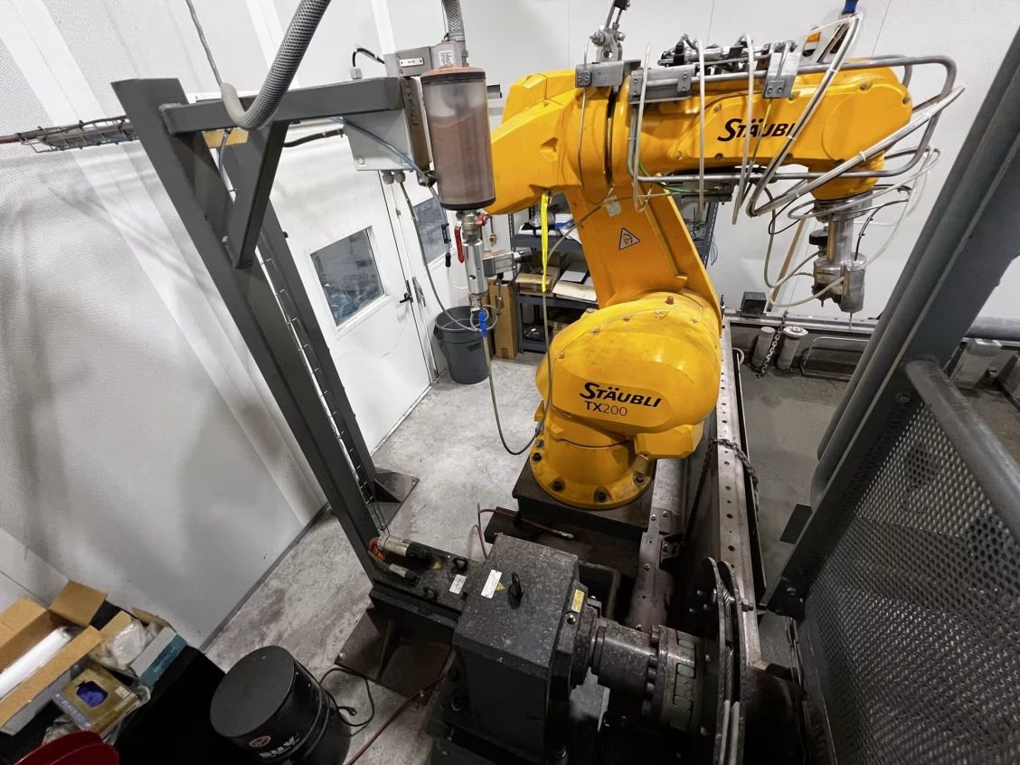 Used Aquarese by Flow 8-Axis I Robotic Waterjet Contouring