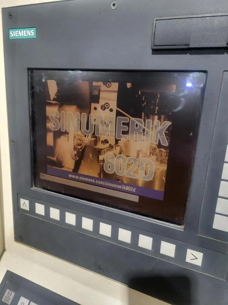 Gebruikt Baron-Max VM-16 I Verticaal bewerkingscentrum