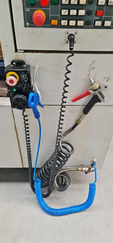 Gebruikt YCM XV560A I Verticale Bewerking Centrum