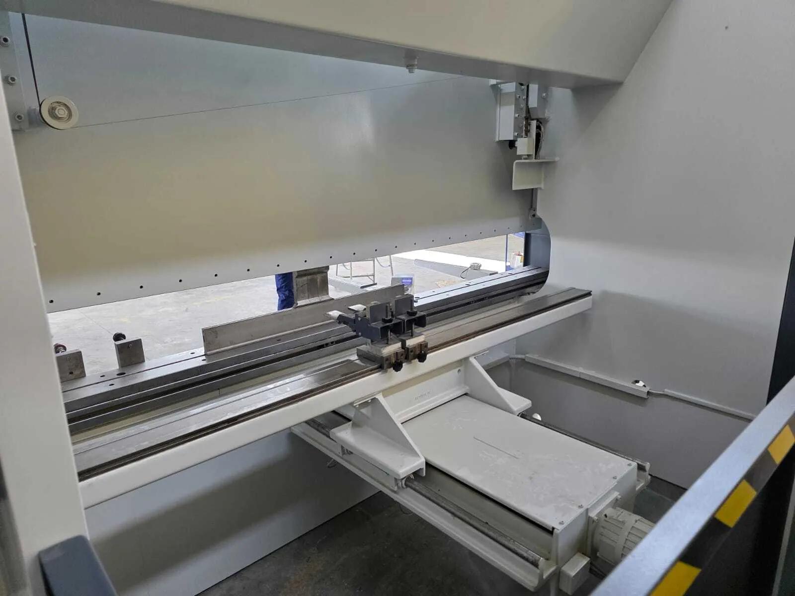 Gebruikt LVD PPI 135/30 I Persbank