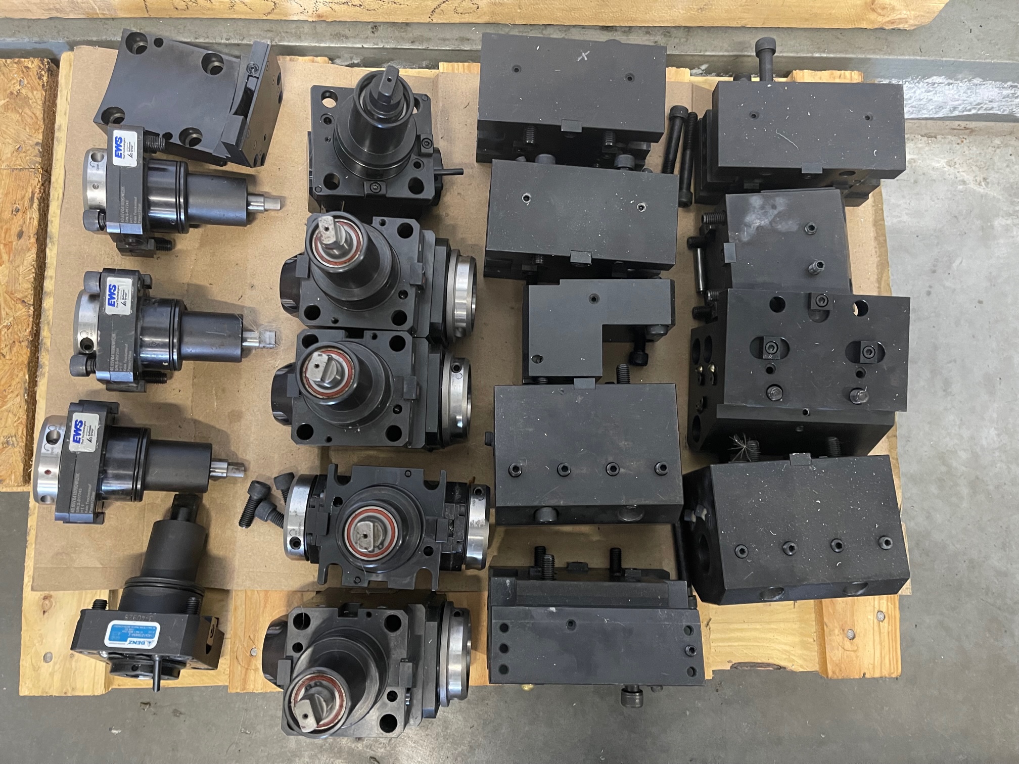 Used Tooling BMT 65 Haas ST20Y - Metalworking Tools