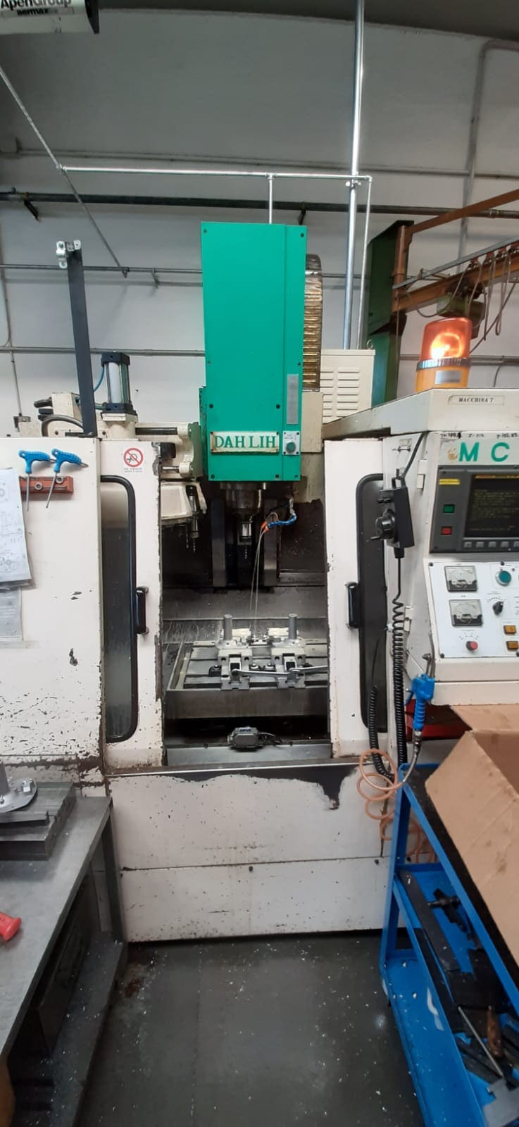 Gebruikt Dahlih DL MCV 510 - CNC Verticaal Bewerkingscentrum - 1992