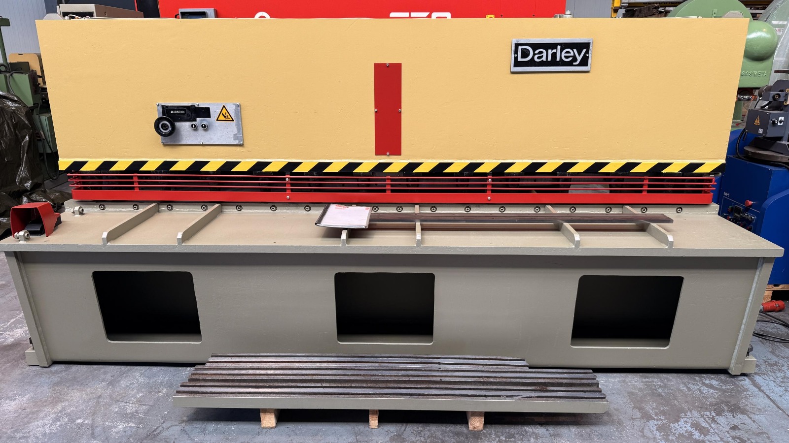 Used Darley GS 3006 I Hydraulic Shear I 1976