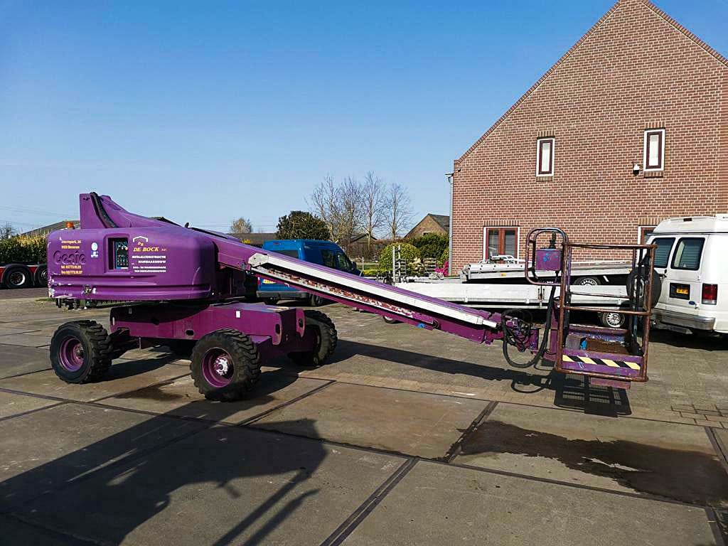 Used Genie S40 - Telescopic lifting platform - 2018