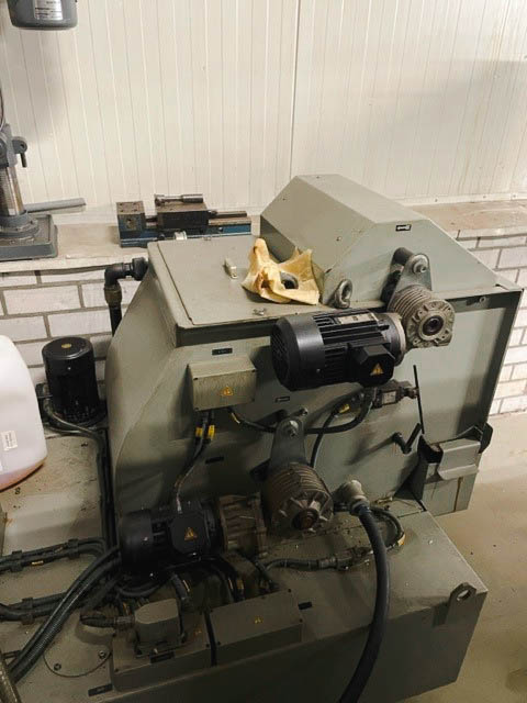 Gebruikt Unisign UV 4 - Verticale Bewerking Centrum - 1998