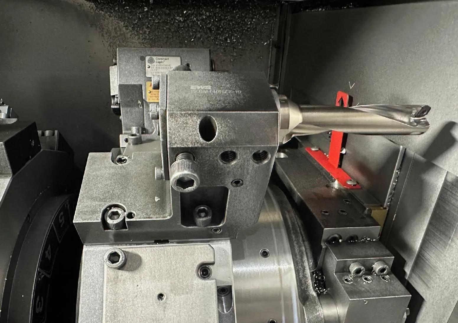 Usado Centro de Torneado CNC DMG MORI NZX 2000/800 I