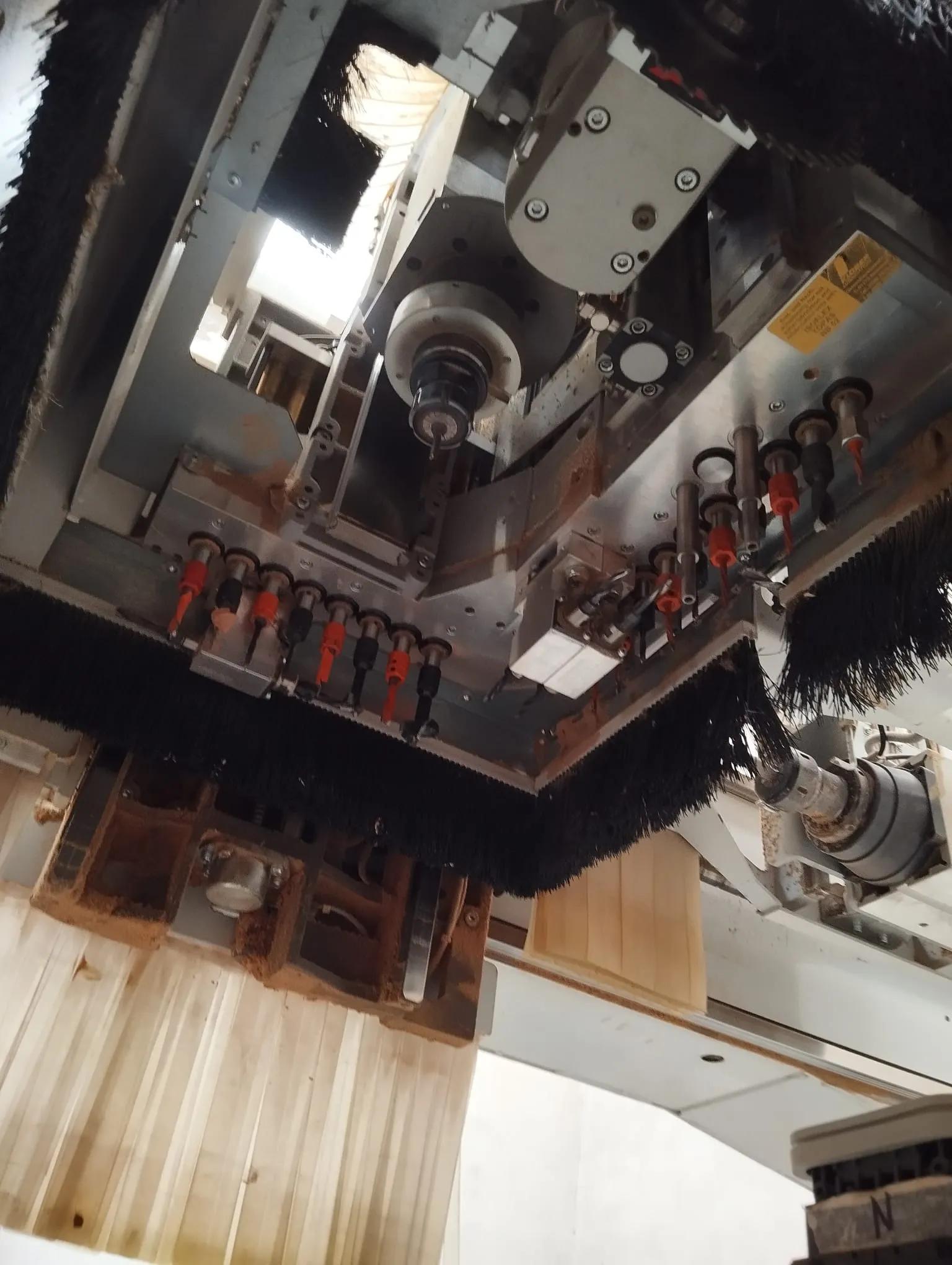 Usado Centro de mecanizado CNC Holzher Pro-Master 7123 I