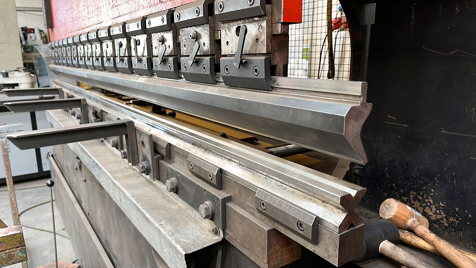 Used Amada Promecam ITS2 - Press Brake - 1993