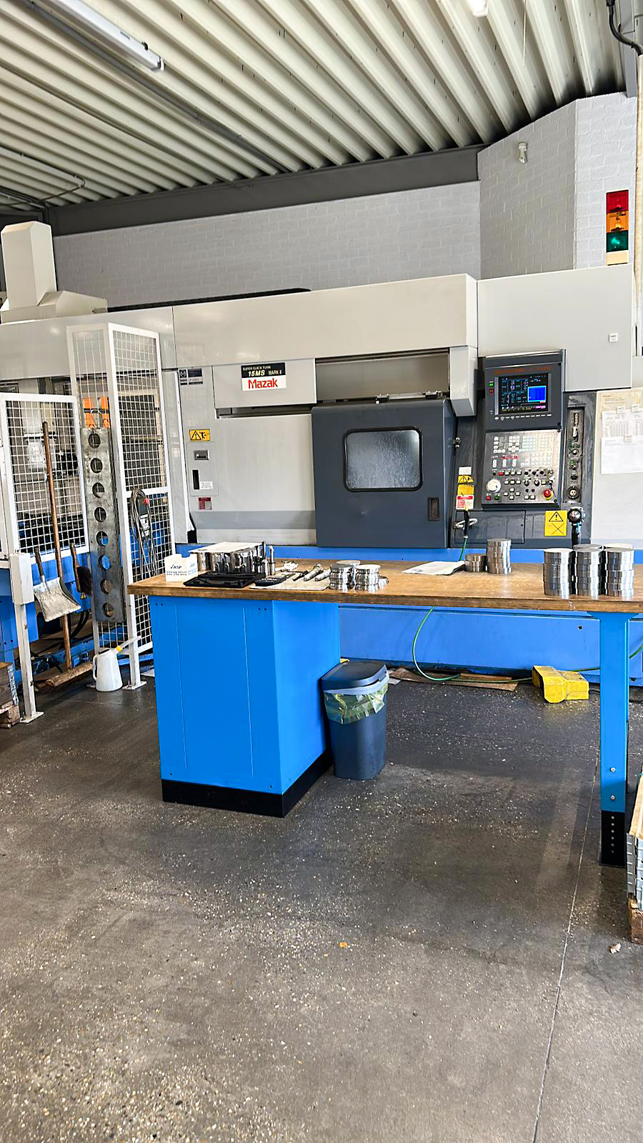 Gebruikt Mazak SQT 15MS - CNC Draaibank - 1996