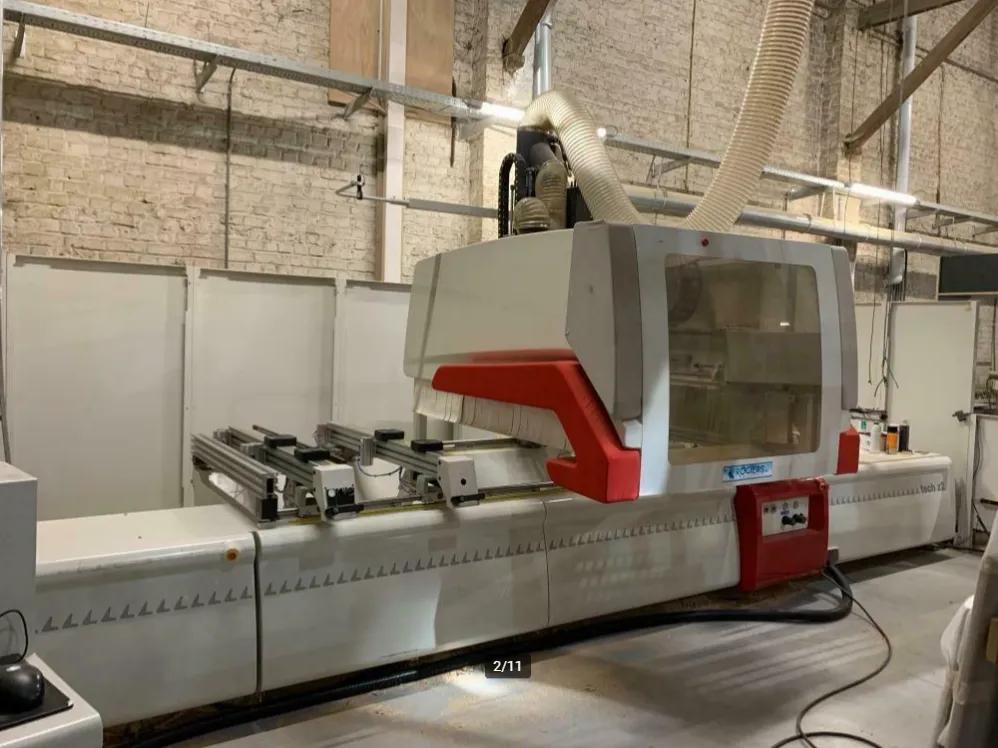 Used SCM Tech Z2 I CNC Machining Center