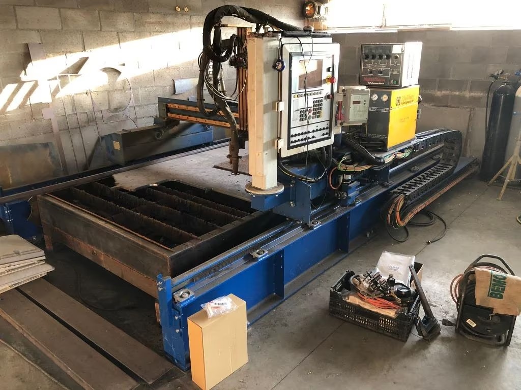 Used Messer Cortina DS 2100 I Plasma Cutting I 2002