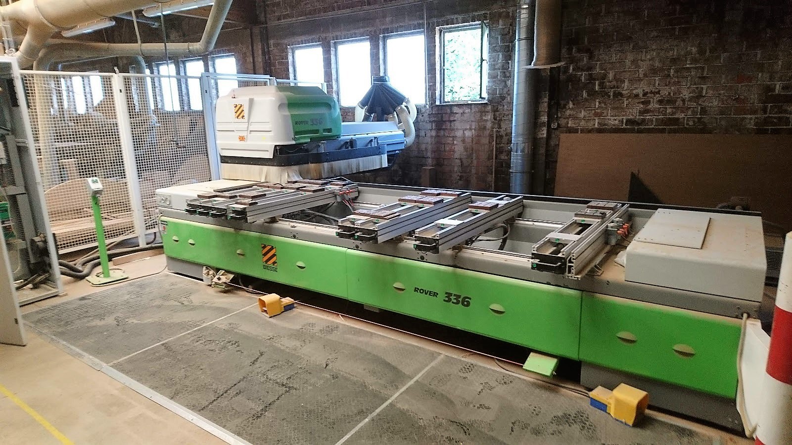 Gebruikt BIESSE Rover 336