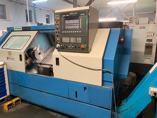 Used Hyundai HIT 30 S - CNC Lathe - 1998