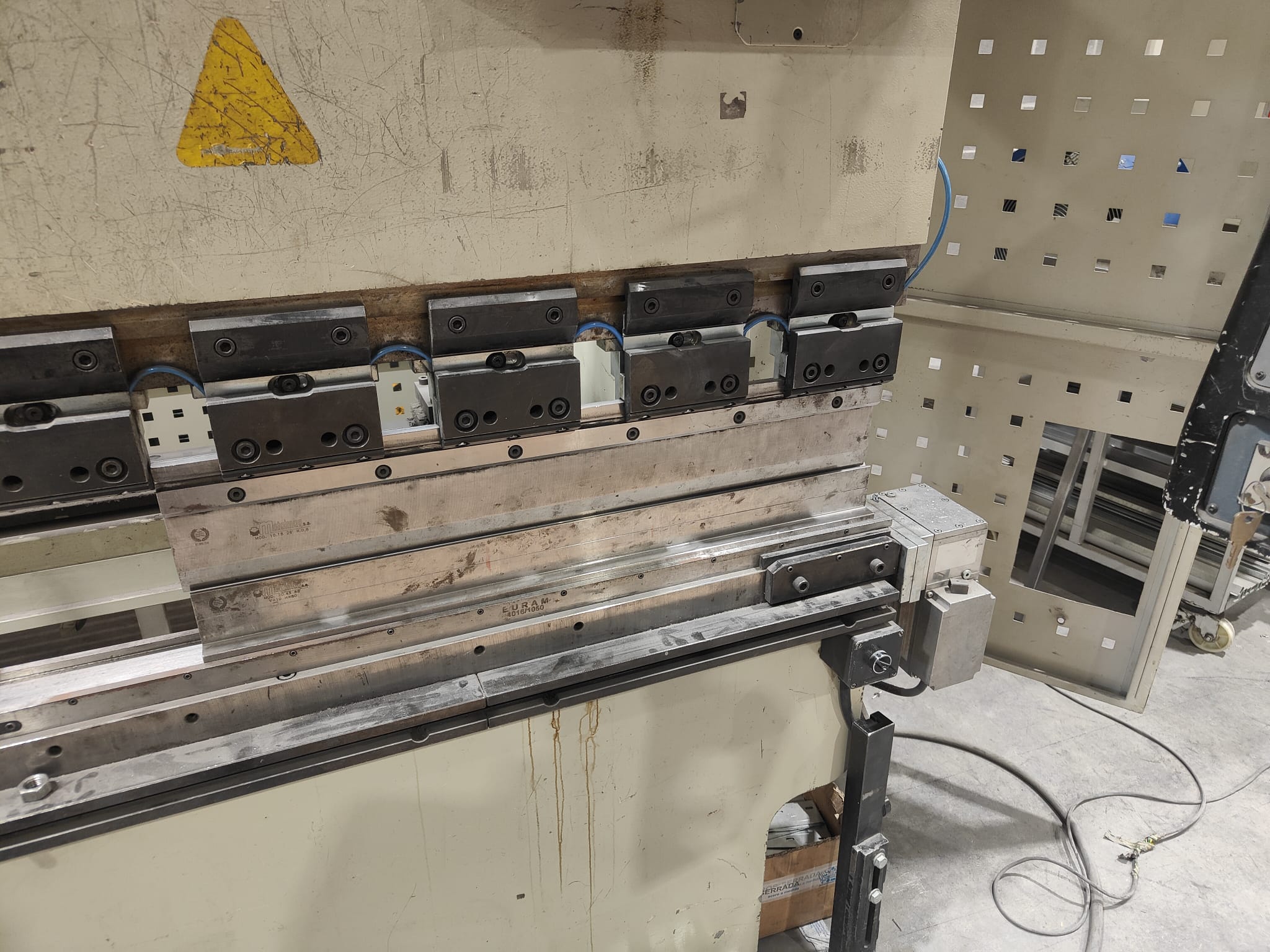 Used Durma CNC HAP 3590 I Press Brake I 2004