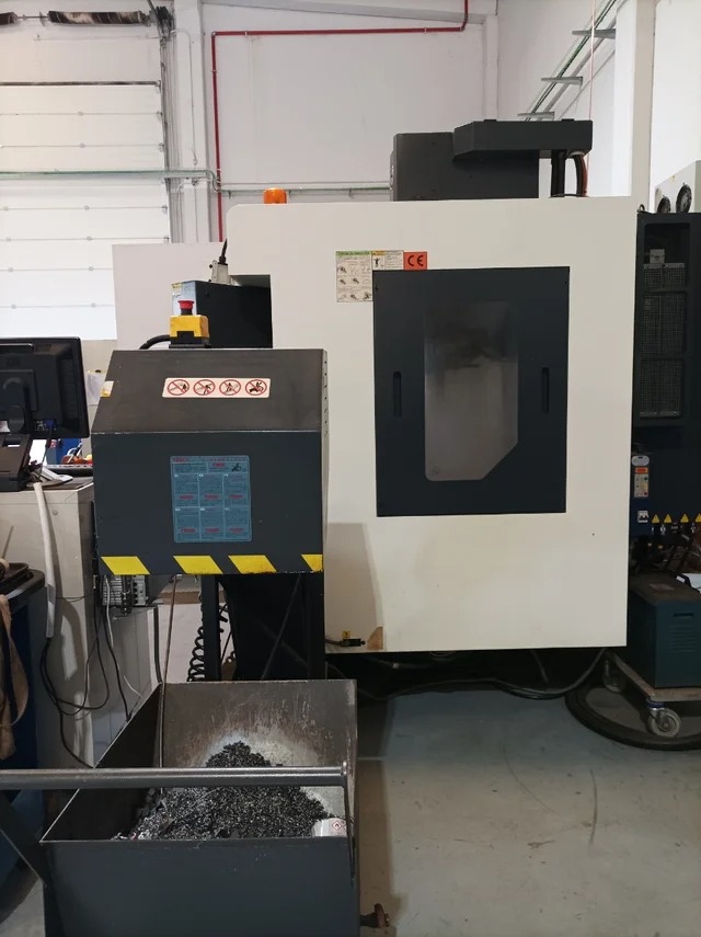 Used Hartford S-Plus 10 I Vertical Machining Center I 2012