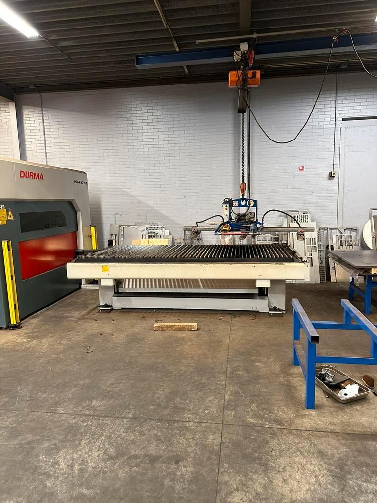 Used Durma HD-F 3015T + AD-S 40220 (DUO package) I Laser Cutting + Press Brake I 2020 & 2018