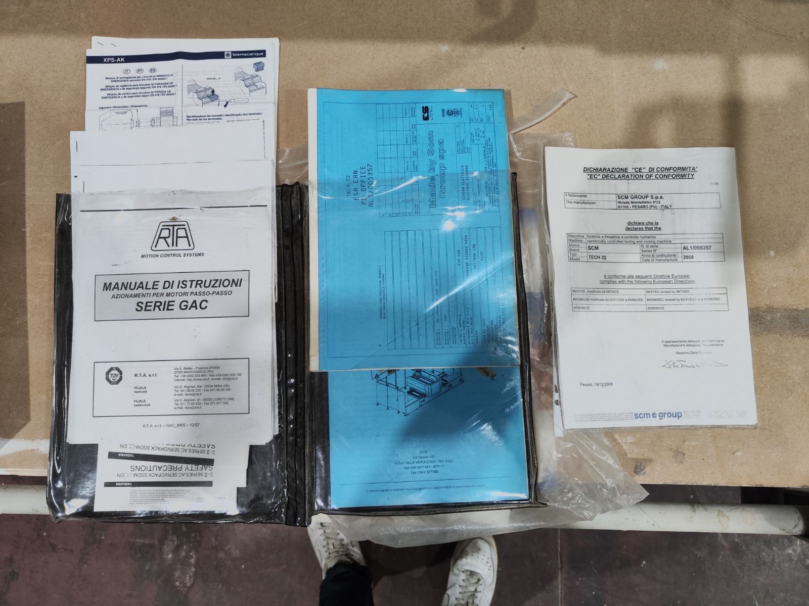 Used SCM Tech Z2 I CNC Machining Center I 2008