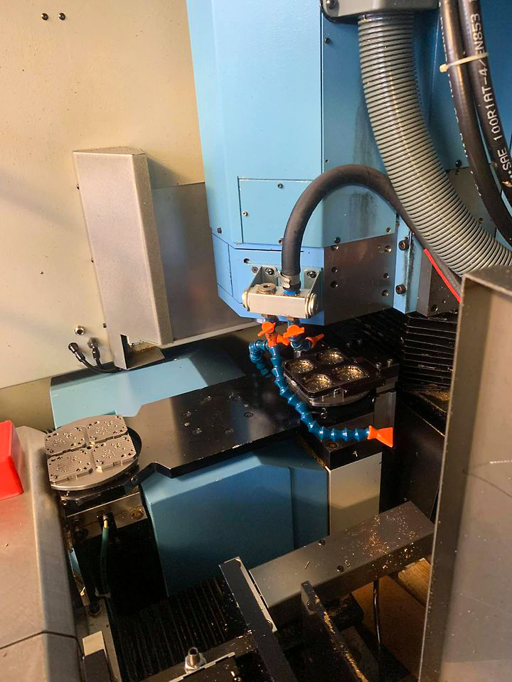 Gebruikt Almac CU 3005 - CNC Frezen - 2004