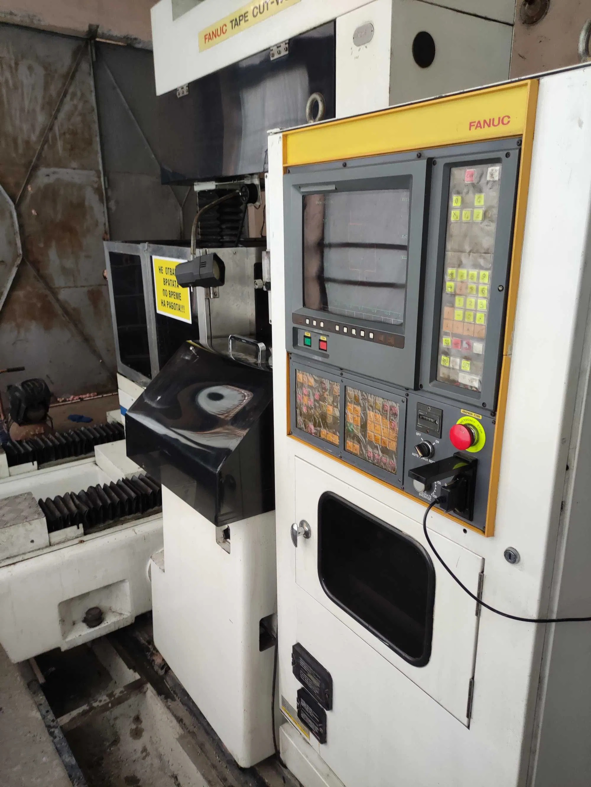 Used Fanuc Tape Cut W3 I Wire EDM Machine I 1990