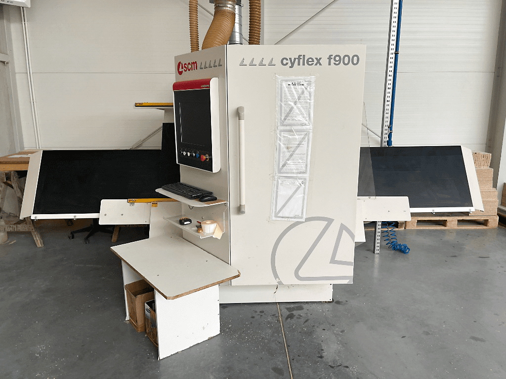 Usado SCM Cyflex F900 - Centro de Perforación CNC - 2016