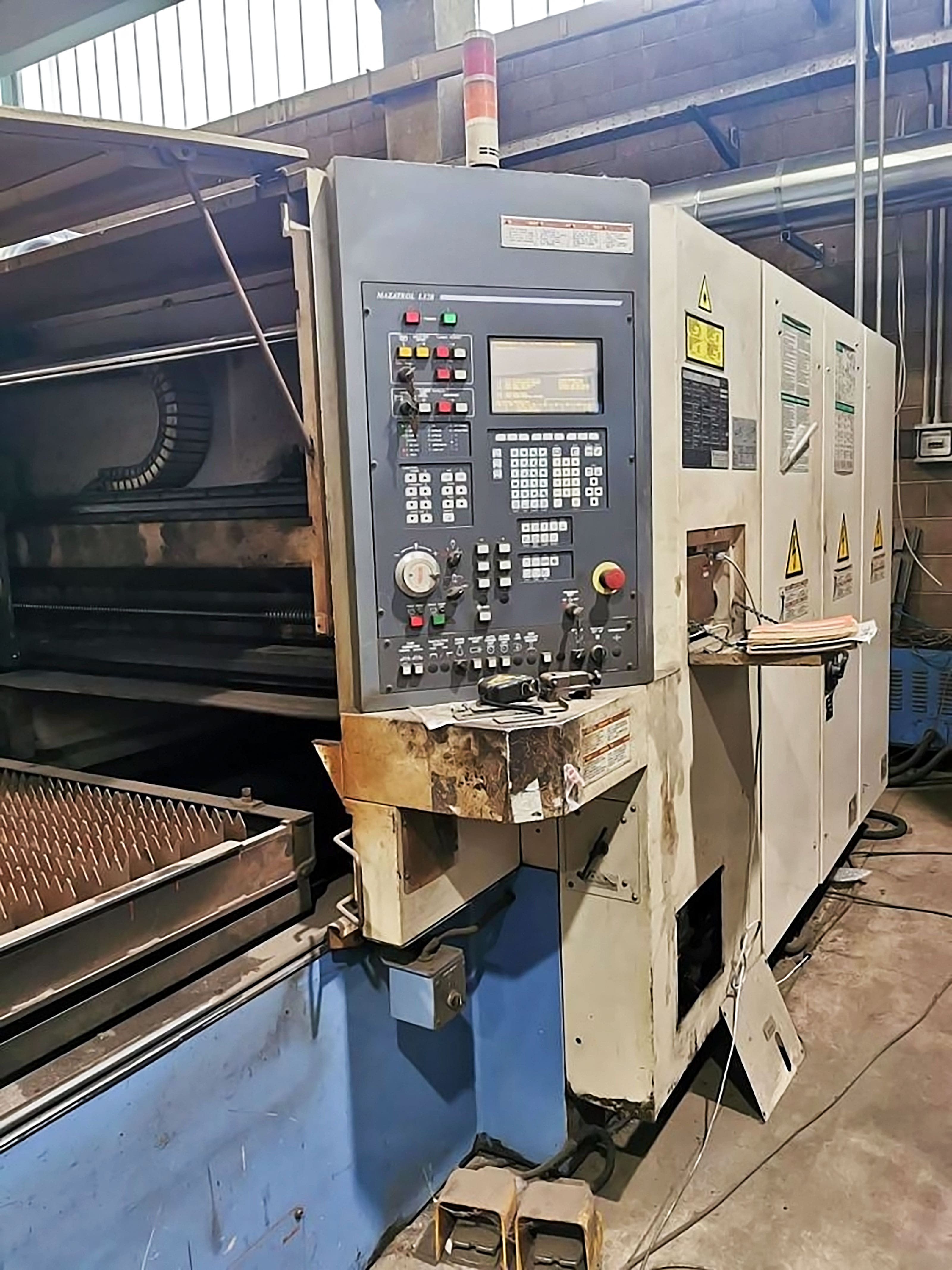 Usado Mazak Turbo X48 - Corte por Plasma - 1996