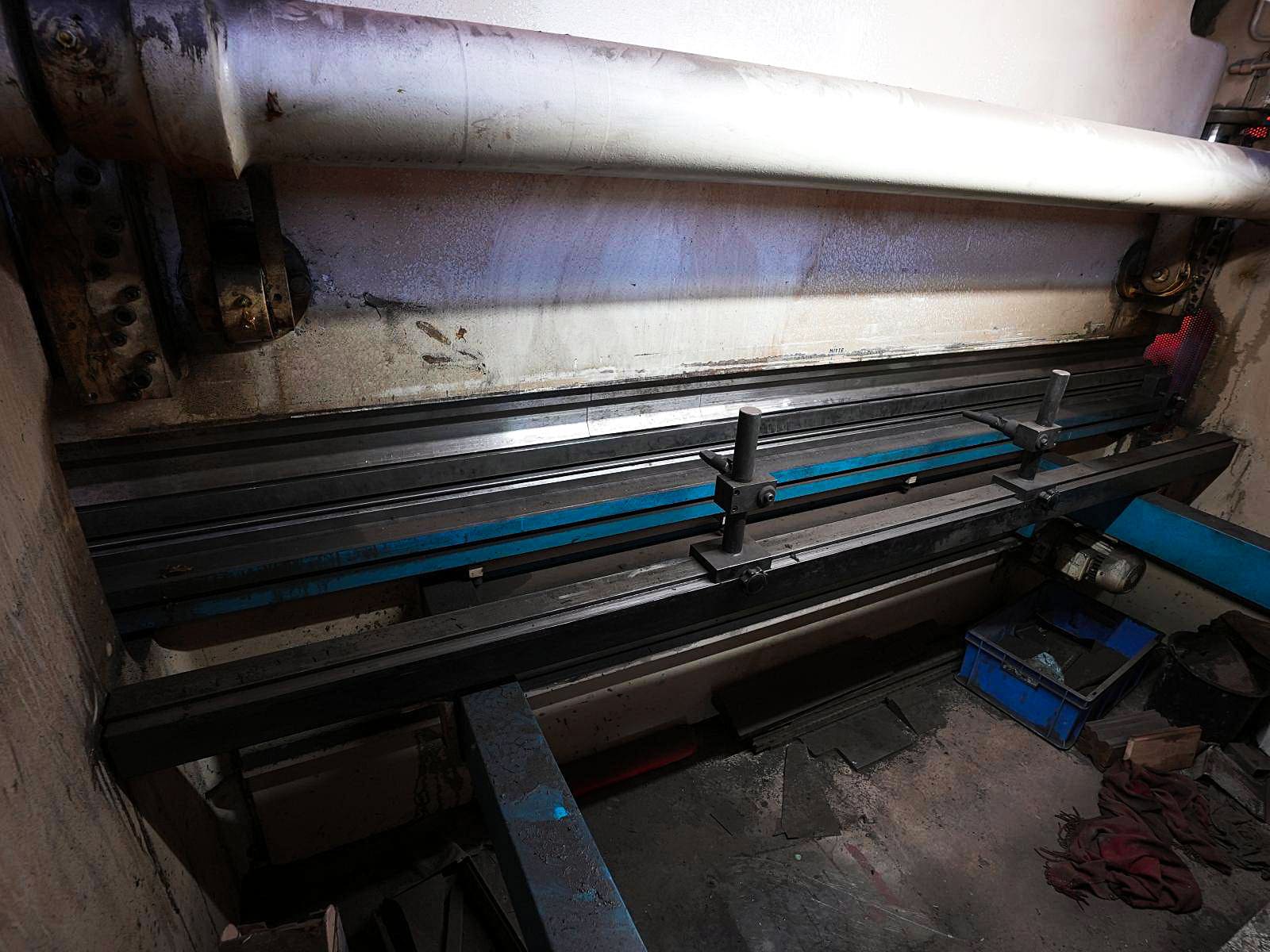 Gebruikt Durmazlar HAP 35160 - Persremmachine - 1997