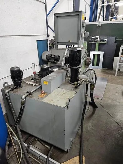 Gebruikt 2002 Deckel Maho DMU 80T