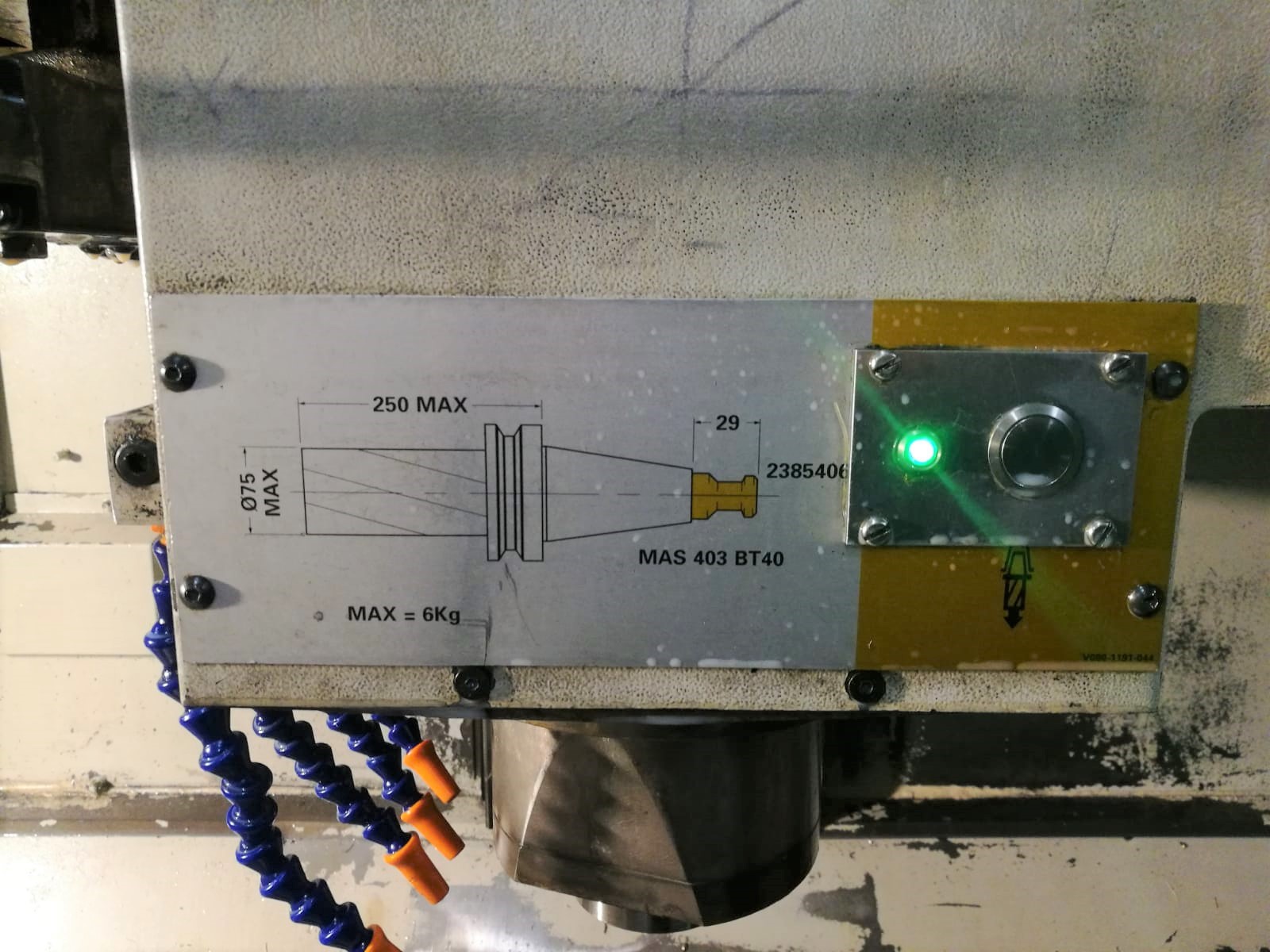 Gebruikt BRIDGEPORT VMC 800 L 30 - 2000