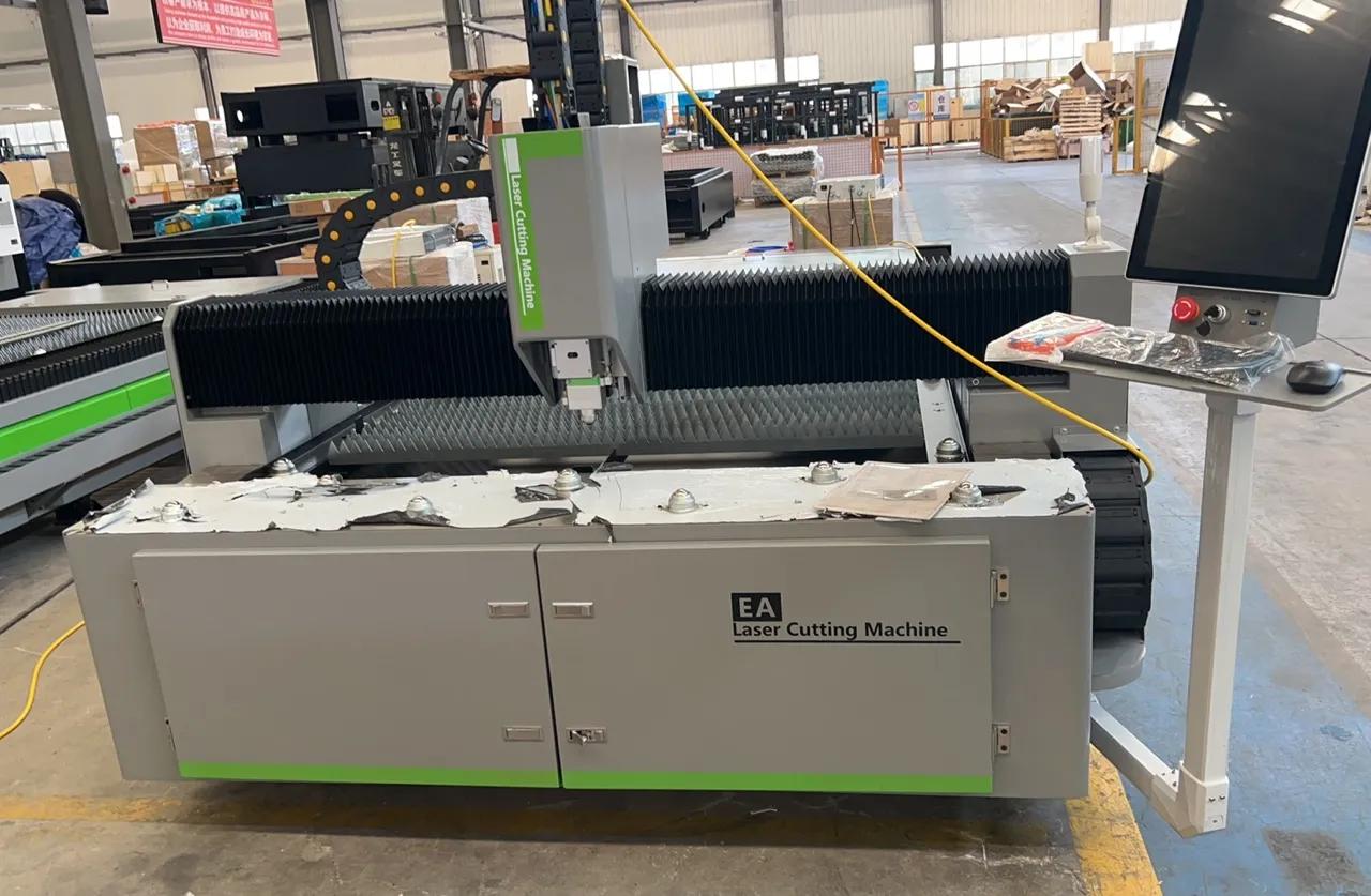 Leapion LF-3015EA 1500W